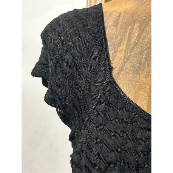 WHBM Tiered Pointelle Sweater Top Size Medium Black Cap Sleeve Ruffle Lace - Picture 3 of 7